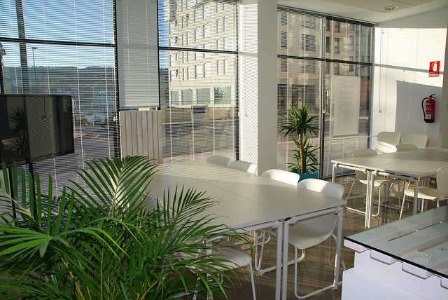 office-space-1744801_640
